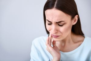 Your dentist in Fort Worth repairs fractured teeth